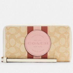 NWT COACH Dempsey Large Phone Wallet Signature Jacquard With Stripe & Patch